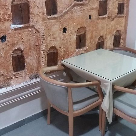 Hotel Matous Tunis Buitenkant foto