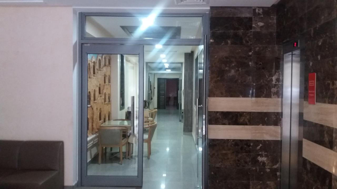 Hotel Matous Tunis Buitenkant foto