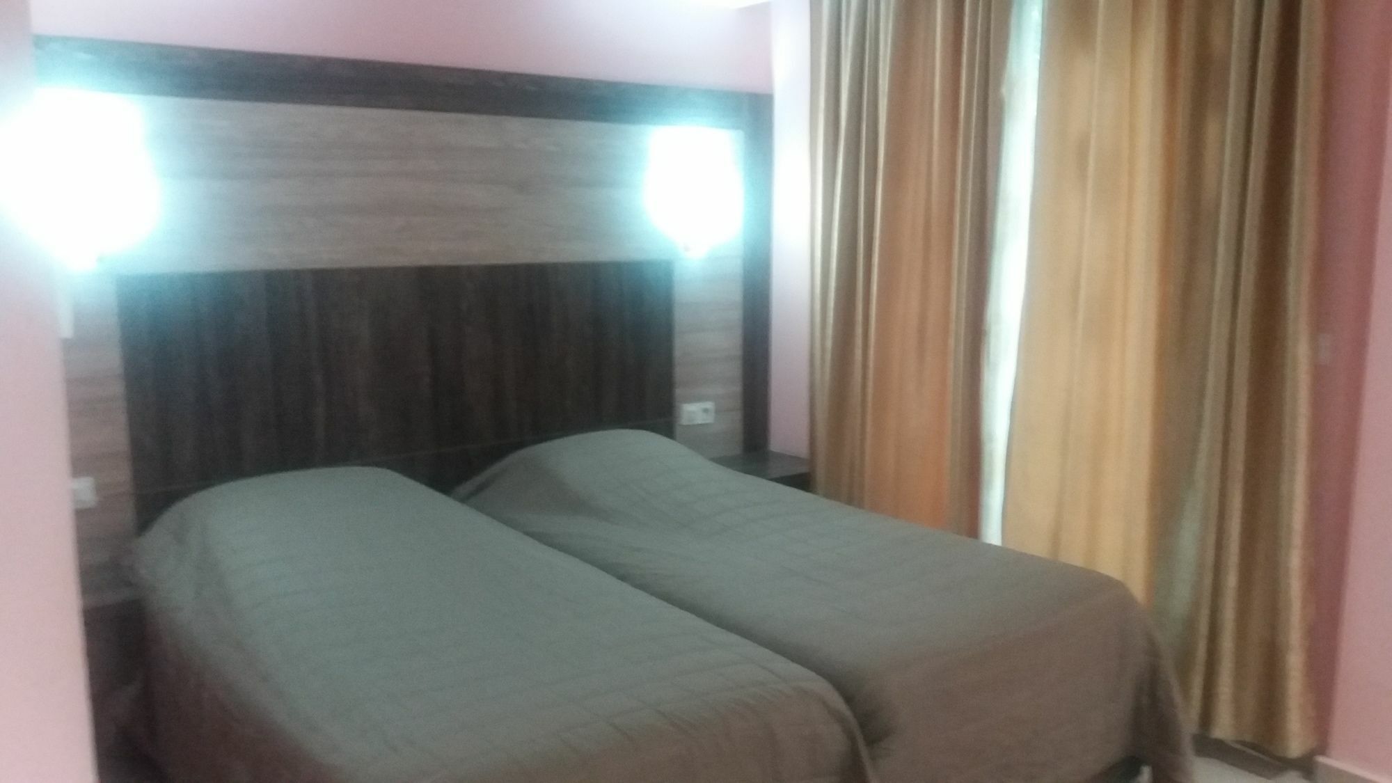 Hotel Matous Tunis Buitenkant foto