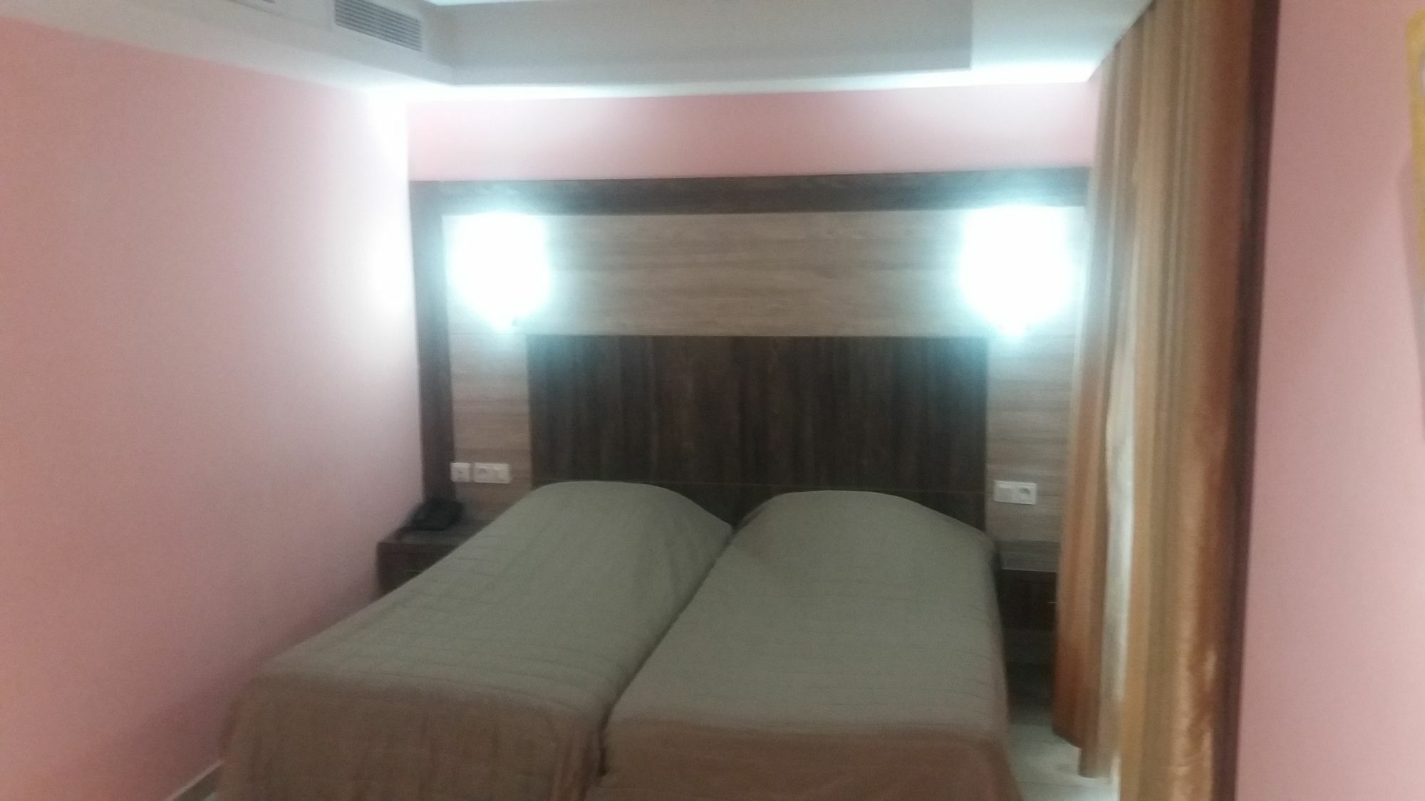 Hotel Matous Tunis Buitenkant foto