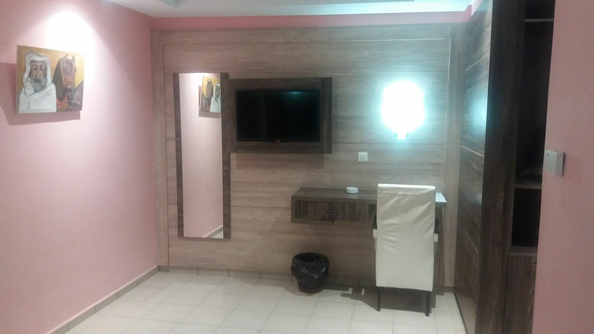 Hotel Matous Tunis Buitenkant foto